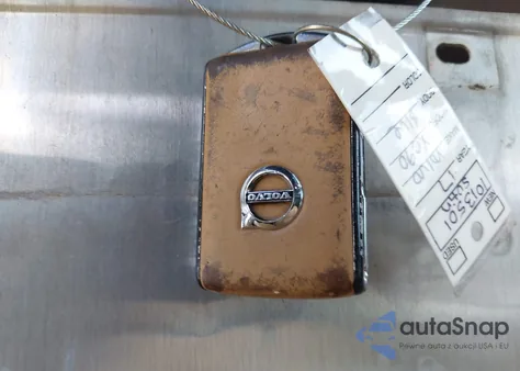 2017 Volvo Xc90 Hybrid T8 Inscription from USA, damaged, VIN YV4BC0PL9H1120611